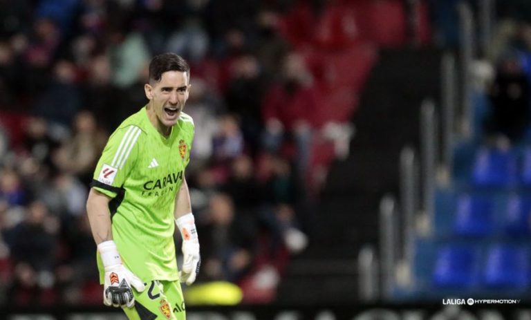Edgar Badia ya empieza a dar puntos al Real Zaragoza 