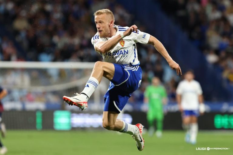 Lecoeuche reapareció tras su lesión muscular y fue titular ante el Eldense