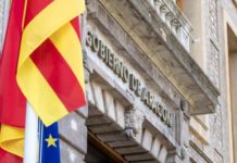 Azcón convoca a los medios de comunicación para anunciar esta tarde el acuerdo de gobierno en Aragón entre PP y VOX