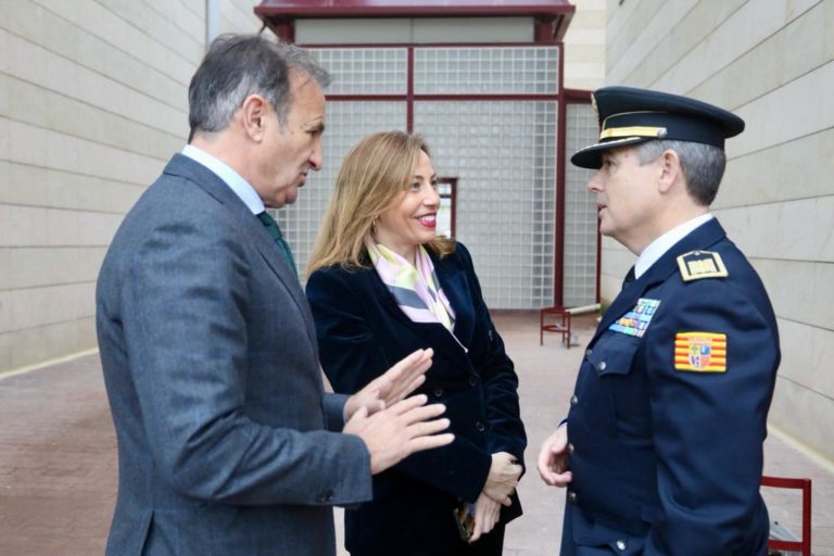 Zaragoza agradece la labor de 70 policías locales jubilados