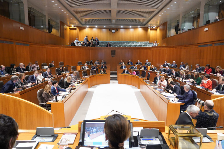 Nuevo justicia en Aragón: Concepción Gimeno