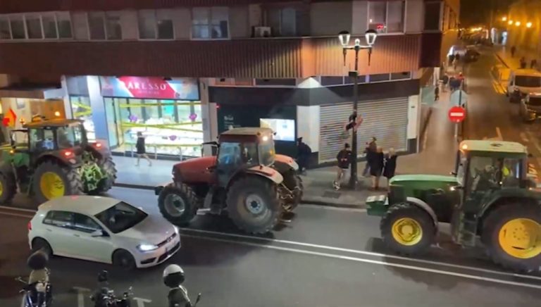 Más de mil tractores en las carreteras de Aragón