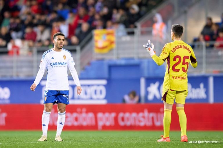 El Real Zaragoza rompió su racha de tres encuentros consecutivos sin encajar
