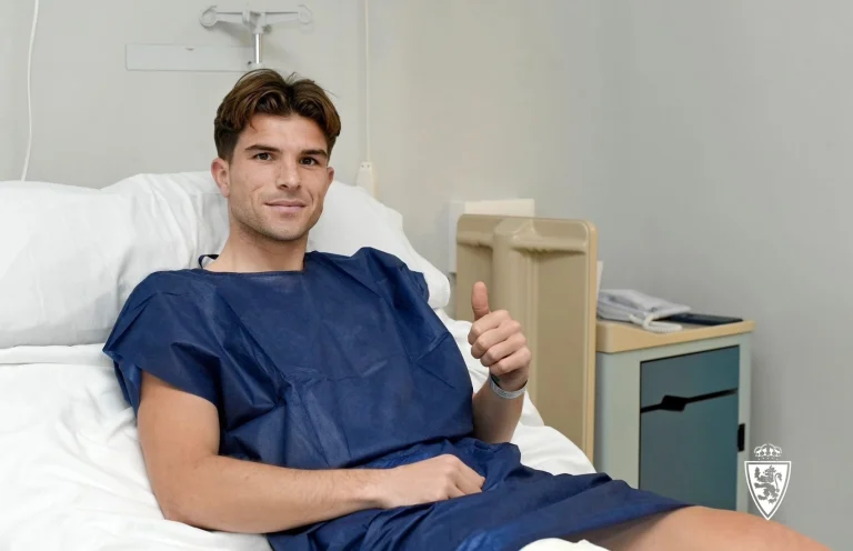 Raúl Guti, intervenido con éxito de la fractura de rótula de su rodilla derecha