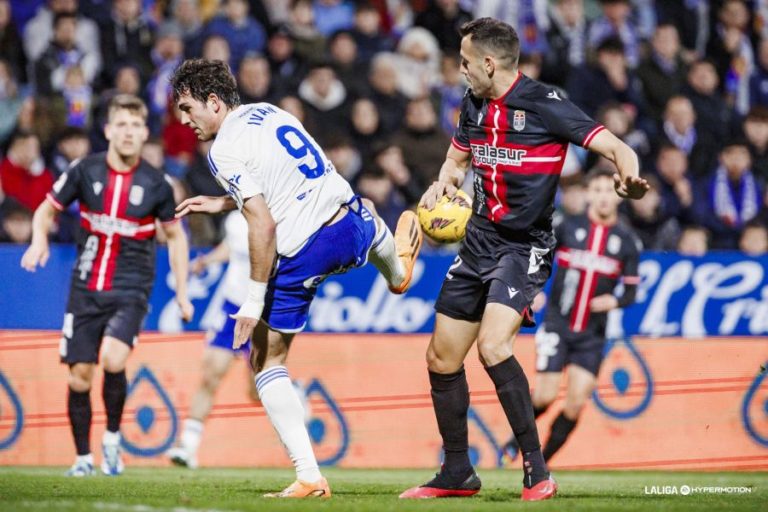 Dos derrotas consecutivas por primera vez con Julio Velázquez en el banquillo