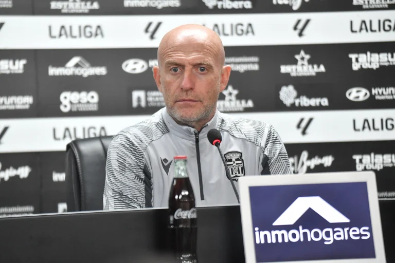 Julián Calero: «El Real Zaragoza es un equipo muy complicado y con un estadio que huele a fútbol»