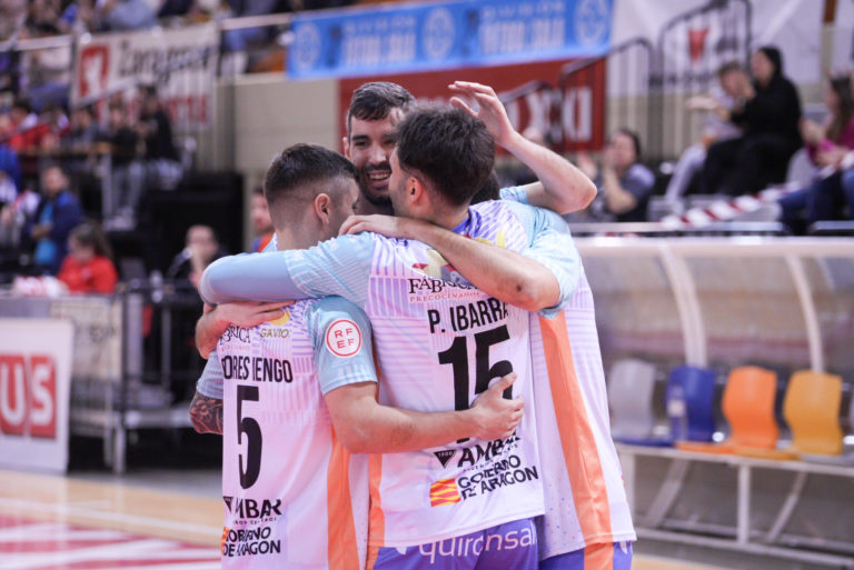 El Wanapix Sala 10 consigue su séptima victoria consecutiva, esta vez ante el Playas de Castellón (6-4)