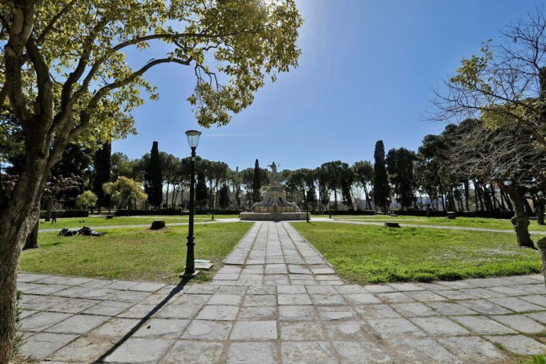 La plaza de la Princesa del parque Grande recuperará arbolado, actualizará su sistema de riego y se renovarán las zonas de césped