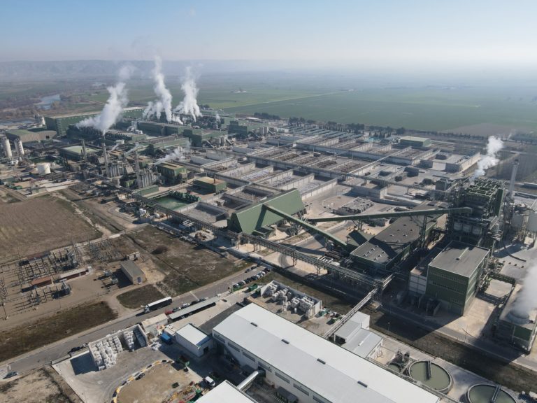 Saica presenta un proyecto de descarbonización en El Burgo de Ebro para invertir 100 millones y crear 440 empleos