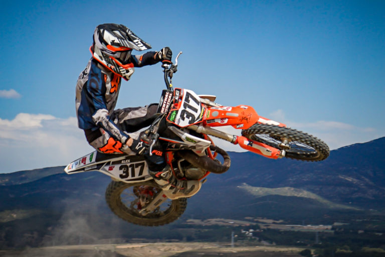 Reparto de victorias en casi todas las categorías en el MotoCross de Calatayud