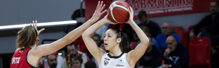 Laia Flores, segundo refuerzo de Casademont Zaragoza para el curso 24-25
