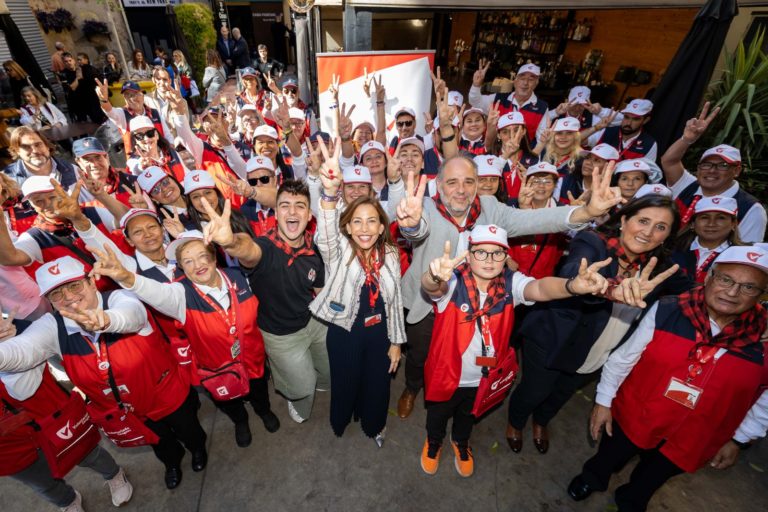 Más de 500 voluntarios garantizan el éxito de las Fiestas del Pilar