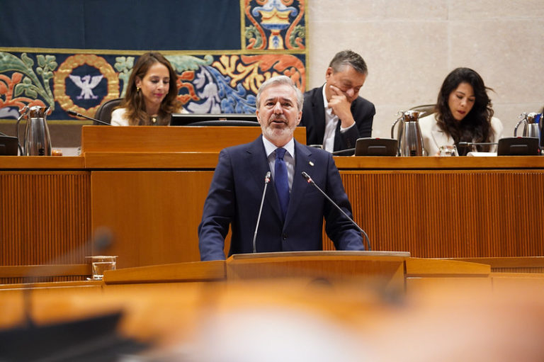 Jorge Azcón reivindica el mandato de las urnas y un Aragón “más próspero”