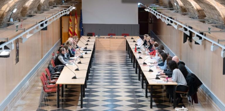 Más de 4.300 docentes en Aragón recibirán un nuevo complemento salarial en marzo
