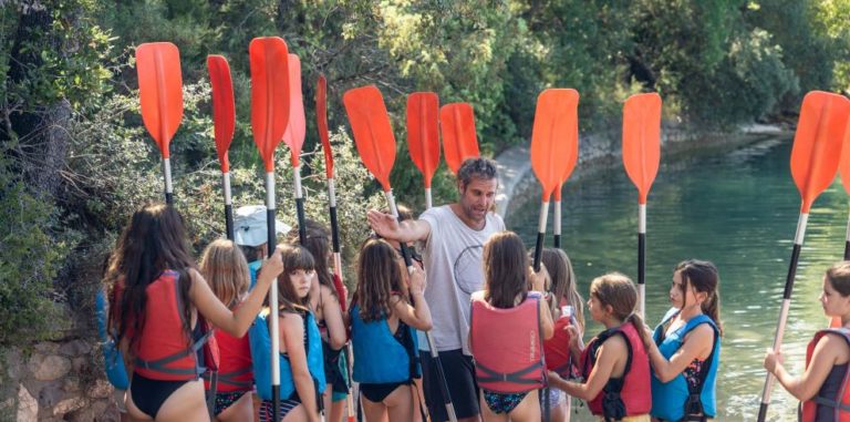 Más de 21.000 jóvenes participarán en colonias y campamentos de verano