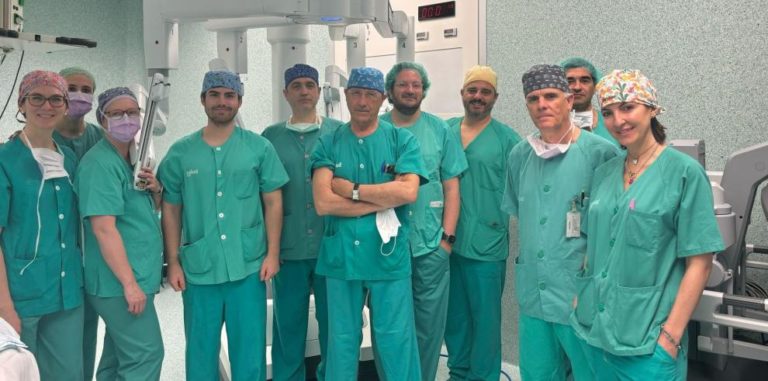 El Hospital Miguel Servet realiza una innovadora cirugía robótica de vejiga que transformará los tratamientos