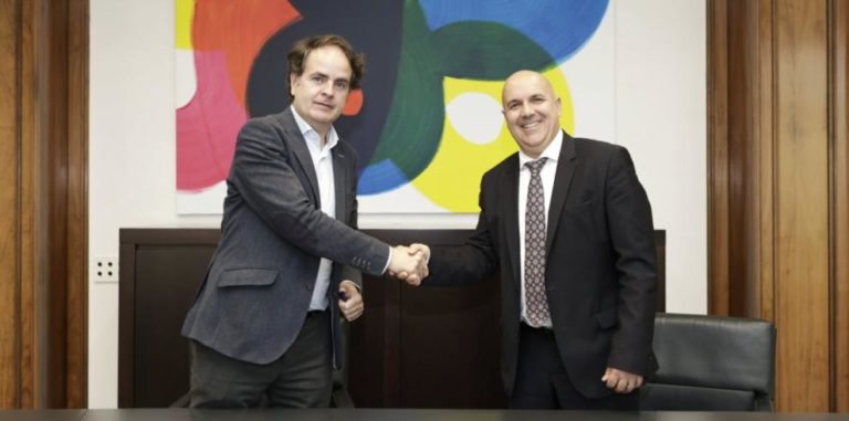 El Gobierno de Aragón y Telefónica firman un acuerdo de telecomunicaciones para mejorar la administración pública