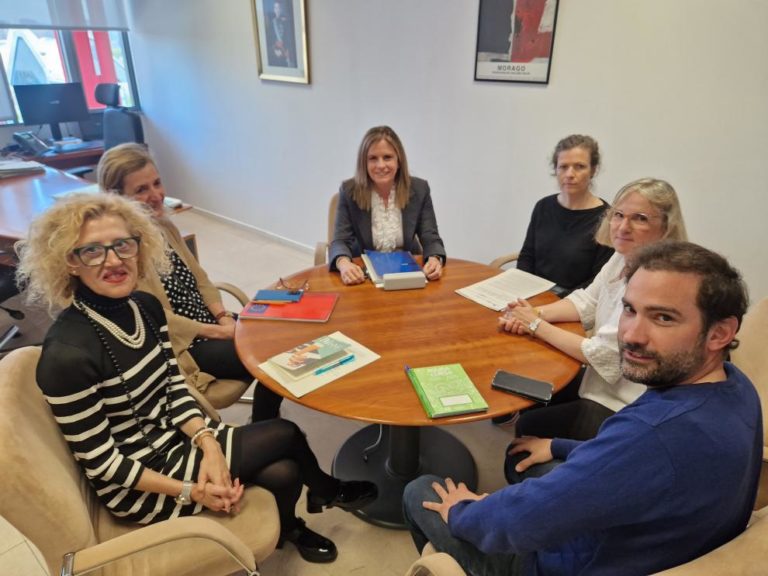 Educación en Aragón promueve un uso responsable de las pantallas en escuelas