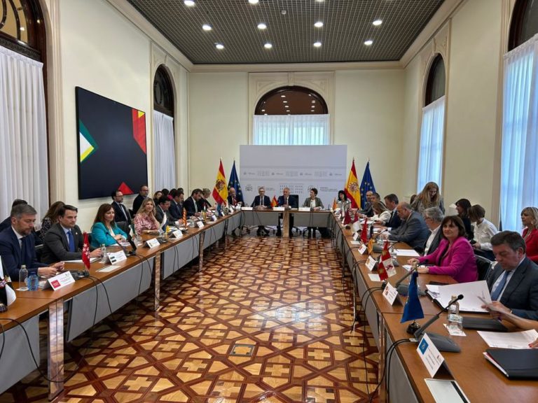 Sin acuerdo en la Conferencia de Presidentes, Aragón propone temas clave para la agenda