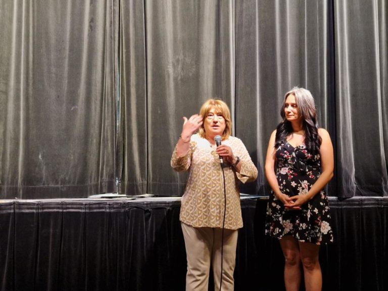 Tomasa Hernández asiste al festival musical del CEIP Puerta de Sancho en Zaragoza