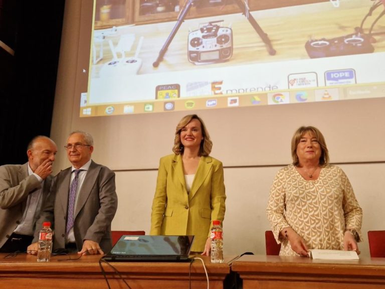 La FP en Aragón impulsa el desarrollo socioeconómico según la consejera de Educación