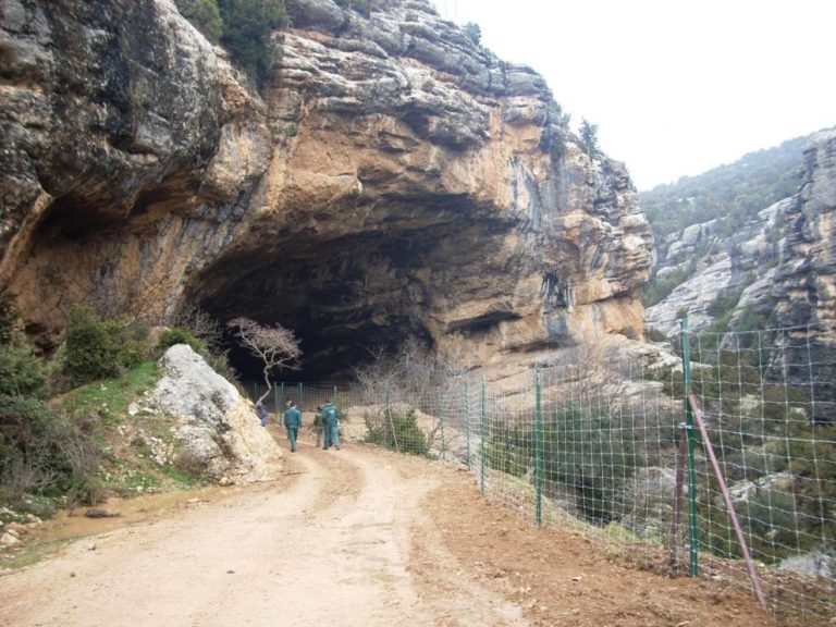 El Gobierno de Aragón solicitan acceso a la Cueva de Chaves para organizar visitas guiadas
