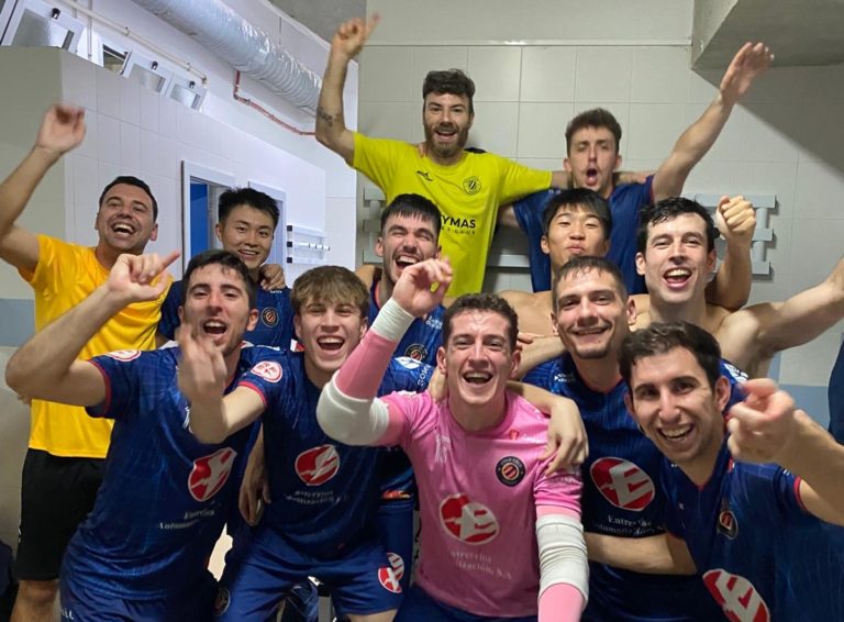 El Entrerríos Zaragoza sigue como líder tras su victoria ante el Unión África Ceutí (3-4)