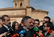 Abascal endurece sus condiciones al PP: “No nos salimos de unos gobiernos para investir a otro que haga exactamente lo mismo”