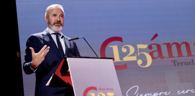 Azcón reclama más financiación para Teruel en el 125 aniversario de su Cámara de Comercio