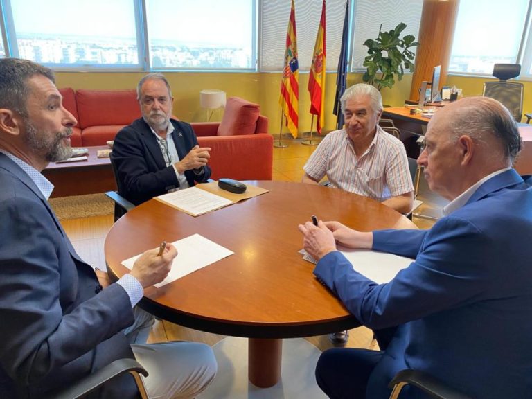 Ángel Sanz se reúne con la Asociación Española contra el Cáncer para abordar su labor en Aragón