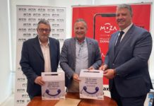 Taxistas zaragozanos se unen en la campaña de promoción del Teléfono del Mayor
