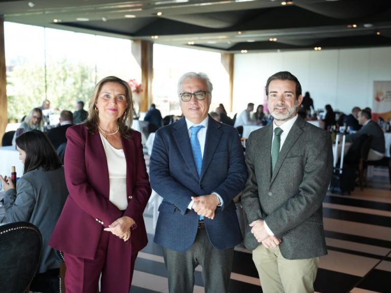 Aragón presenta su vino en un evento internacional con 22 compradores de 15 países