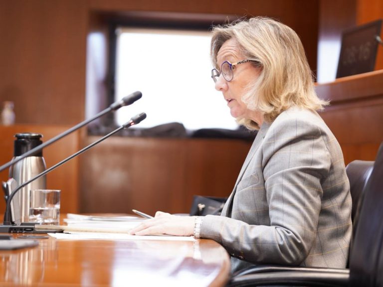 Aragón suma 1.275 nuevos profesionales a su sistema sanitario en tres años Aragón suma 1.275 nuevos profesionales a su sistema sanitario en tres años
