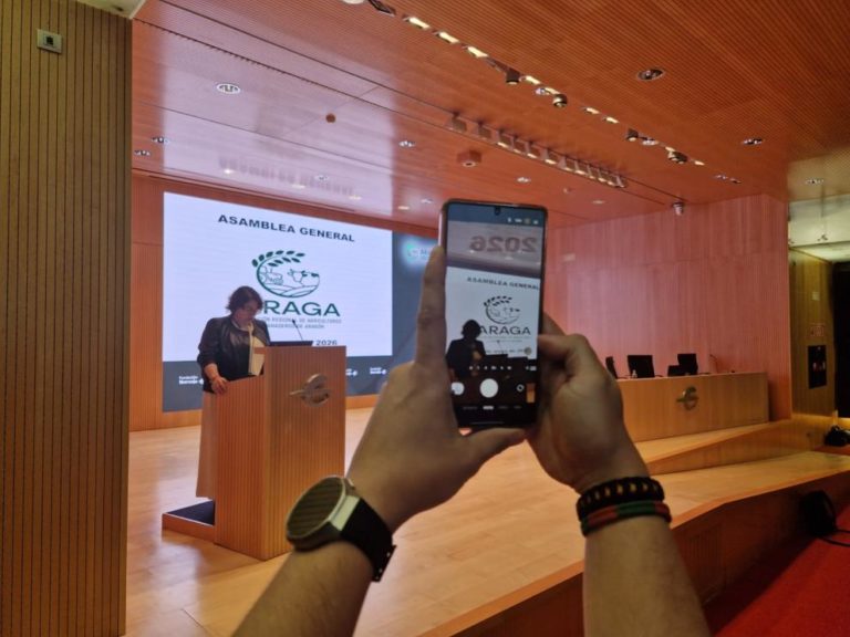 Arancha Simón destaca la importancia del diálogo en la clausura de la Asamblea de ARAGA
