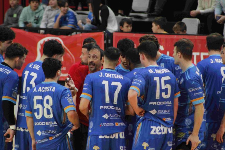 BM Contazara Zaragoza se enfrenta a Servigroup BM Benidorm en un partido clave para la permanencia