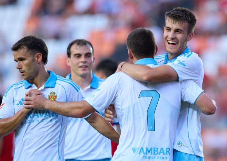 El Real Zaragoza se lleva el Trofeo Ciutat de Tarragona con goles de Soberón y Pau Sans (1-2)