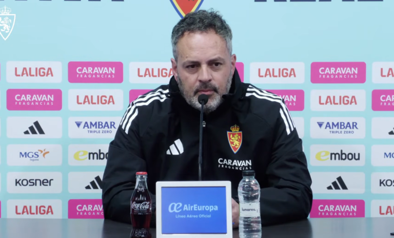 David Navarro endurece el mensaje en el Zaragoza: “El que no suba al tren, no lo vamos a esperar”