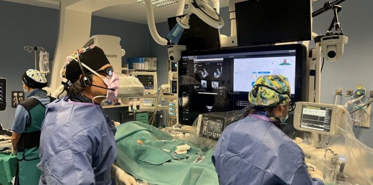 El Hospital Miguel Servet realiza técnica innovadora en congreso de cardiología