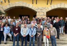 Centenares de profesionales debaten sobre Servicios Sociales en Orihuela del Tremedal