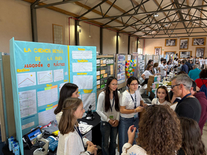 Cinco alumnas de Huesca destacan en el concurso internacional Ciencia en Acción por su investigación sobre la ropa