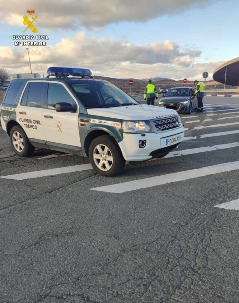 Una conductora en Teruel es interceptada con alcohol en sangre cuatro veces superior al límite legal