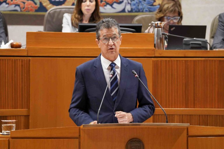 PP exige al Gobierno recortes en paradas de autobús en Aragón