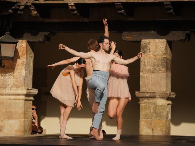 Danza al aire libre en el Mausoleo romano de Fabara este fin de semana