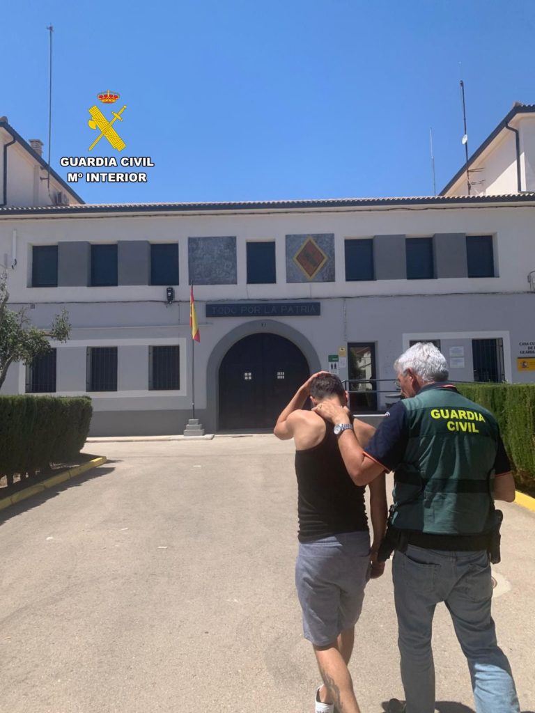 Detenidos dos hombres en Teruel por robar cable de cobre en el Nudo Mudéjar