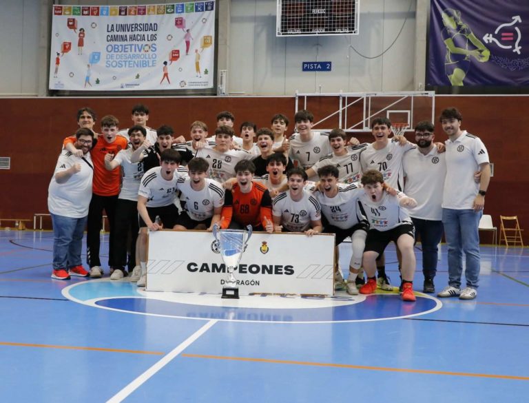 Dominicos se corona campeón del balonmano juvenil en Aragón y busca el top 8 nacional