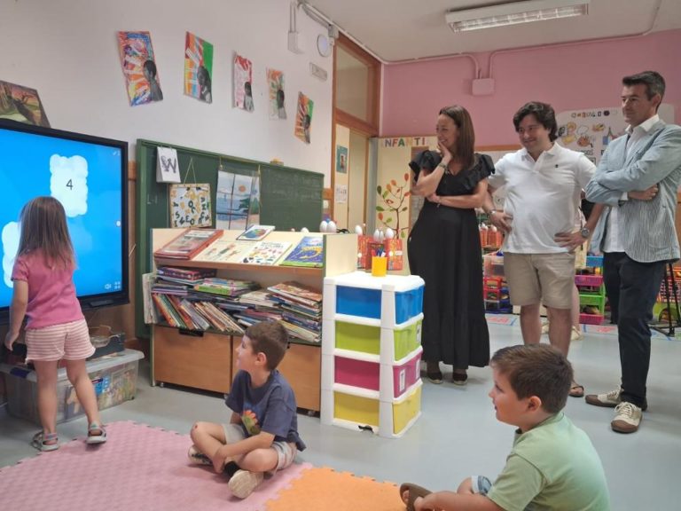 Educación culmina la digitalización de 8.800 aulas en Aragón con una inversión de 28,3 millones de euros