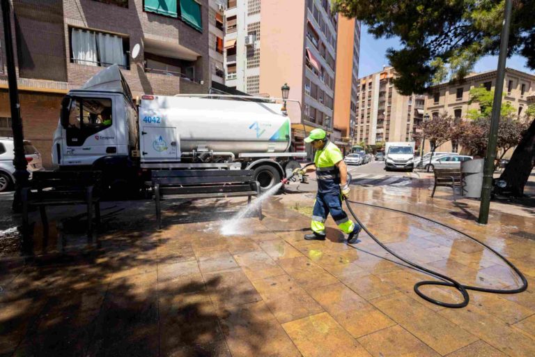 El Ayuntamiento de Zaragoza inicia el segundo ciclo de limpiezas intensivas en el Casco Histórico