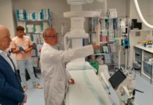 El Clínico de Zaragoza realiza una innovadora intervención cardiaca y vascular a una paciente con patologías graves