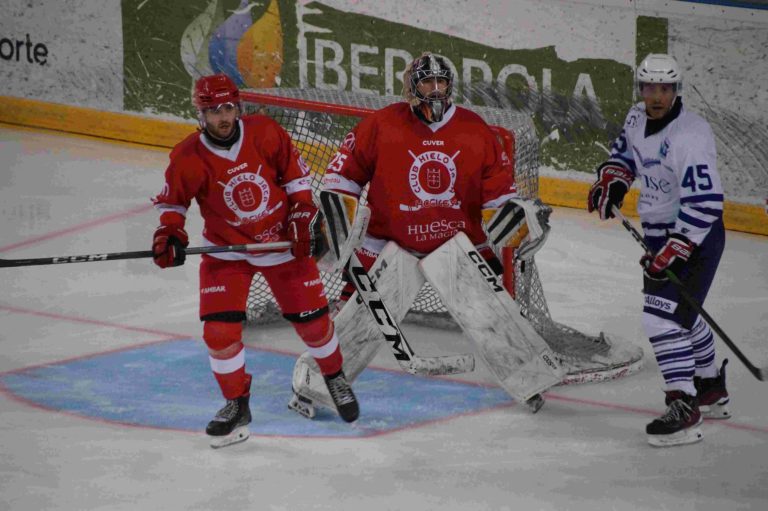 El Club Hielo Jaca regresa a la competición con un partido clave contra el Txuri Urdin