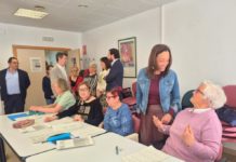 El Hogar de Mayores de Monzón se moderniza con una nueva entrada accesible